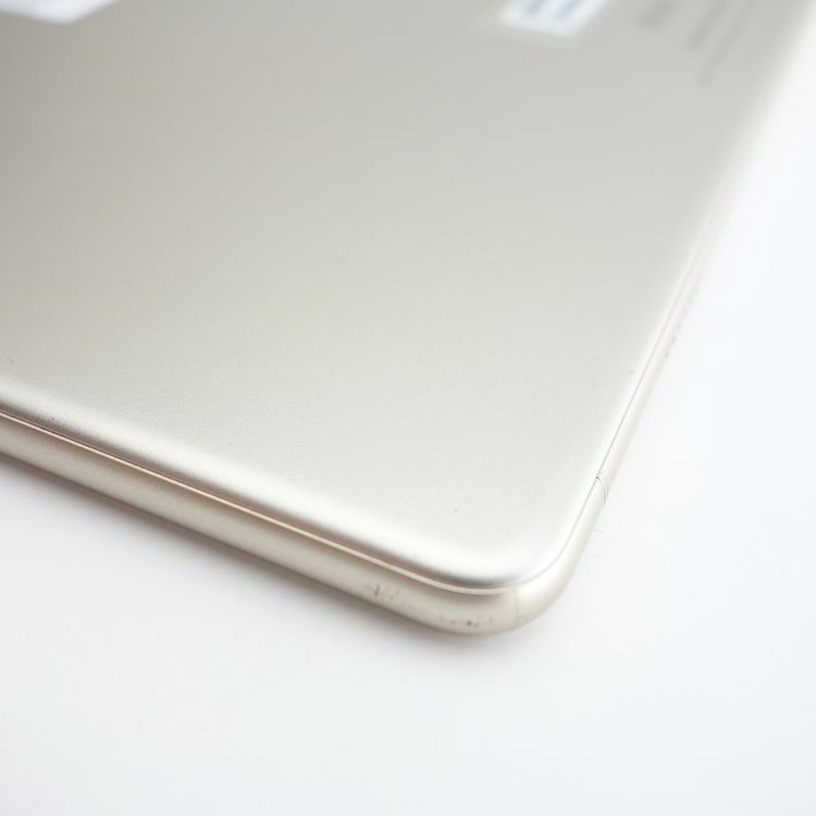 ��10.1�������dtab d-01K ������� �������¡� docomo��SIM�ե꡼