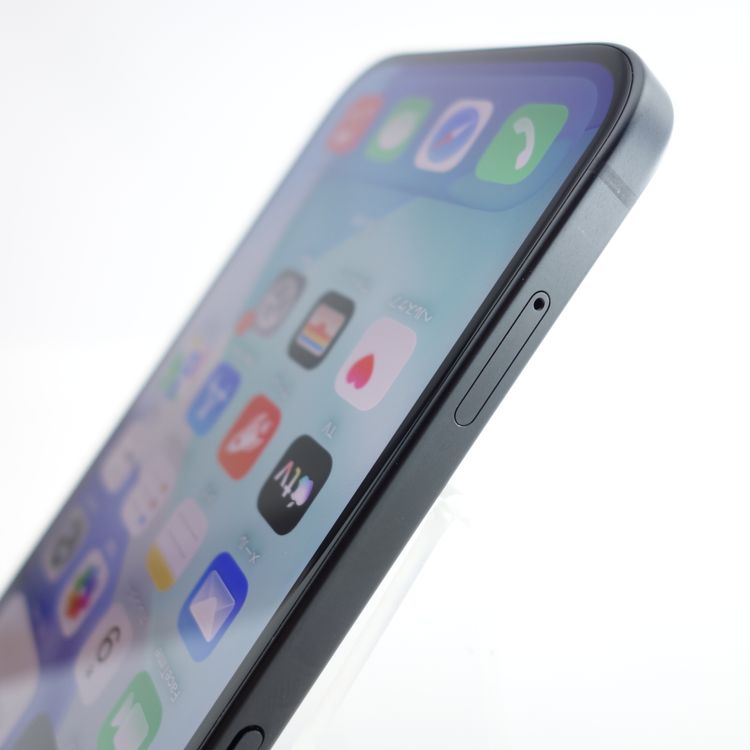 ��SIM�ե꡼��iPhone15 128GB �֥�å� ����96% �������¡�