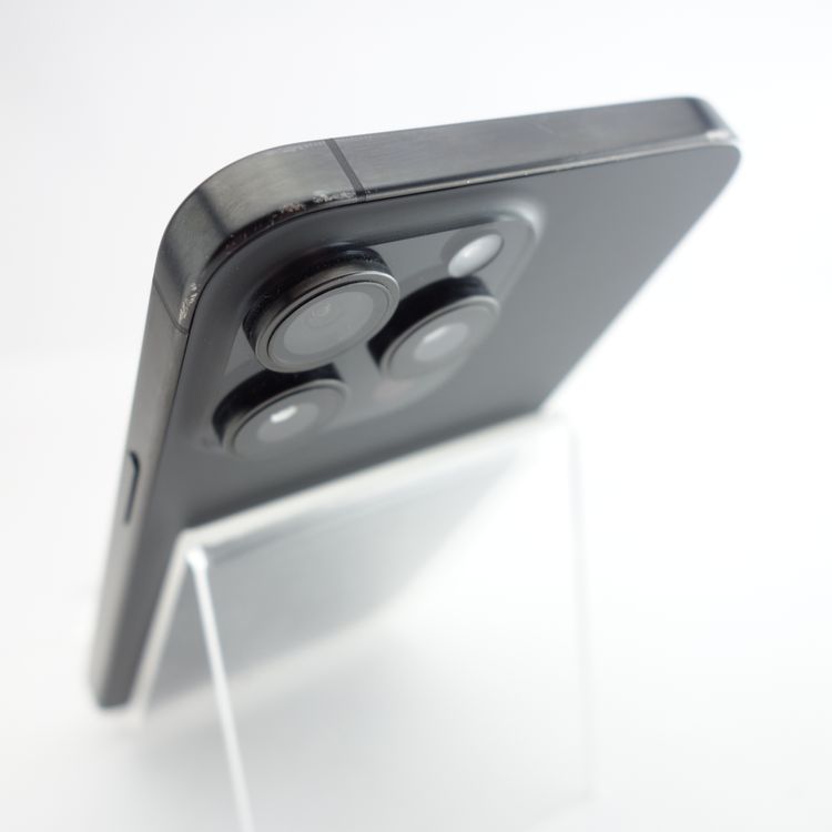 ��SIM�ե꡼��iPhone15 Pro Max 256GB �֥�å������˥��� ����89��