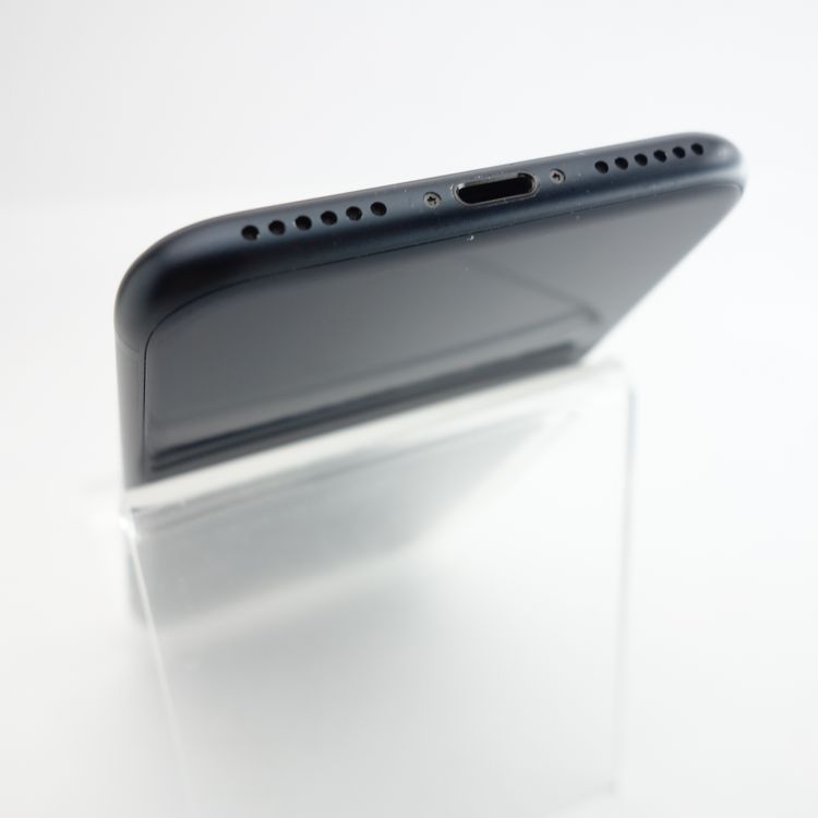 ��SIM�ե꡼��iPhoneSE3 128GB �ߥåɥʥ��� ����87�� �������¡�