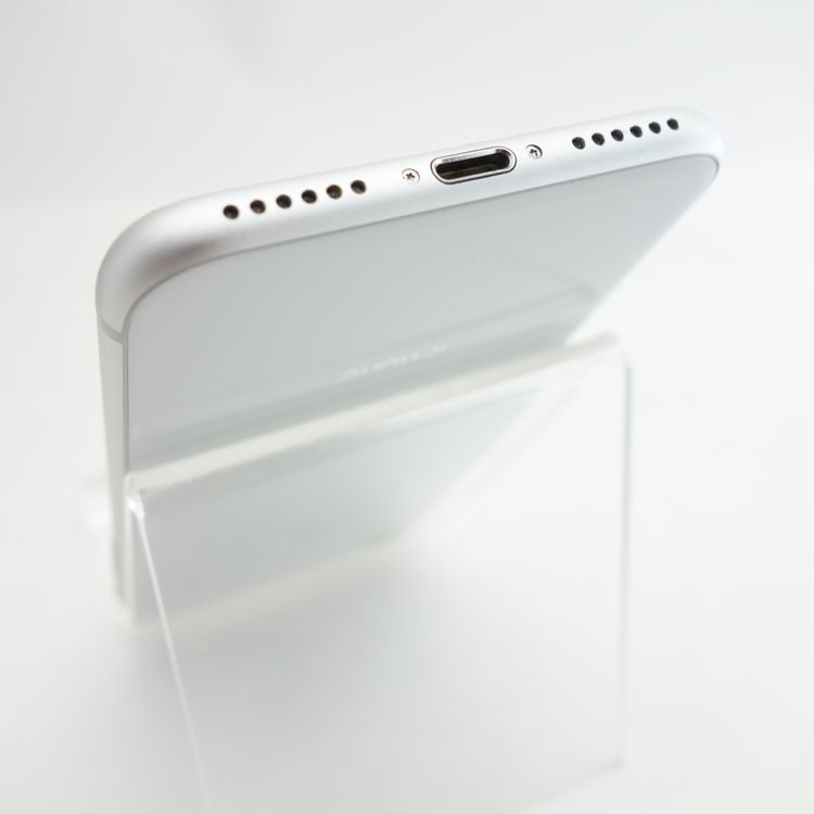 ��SIM�ե꡼��iPhone8 64GB ����С� ����100�� �������¡�