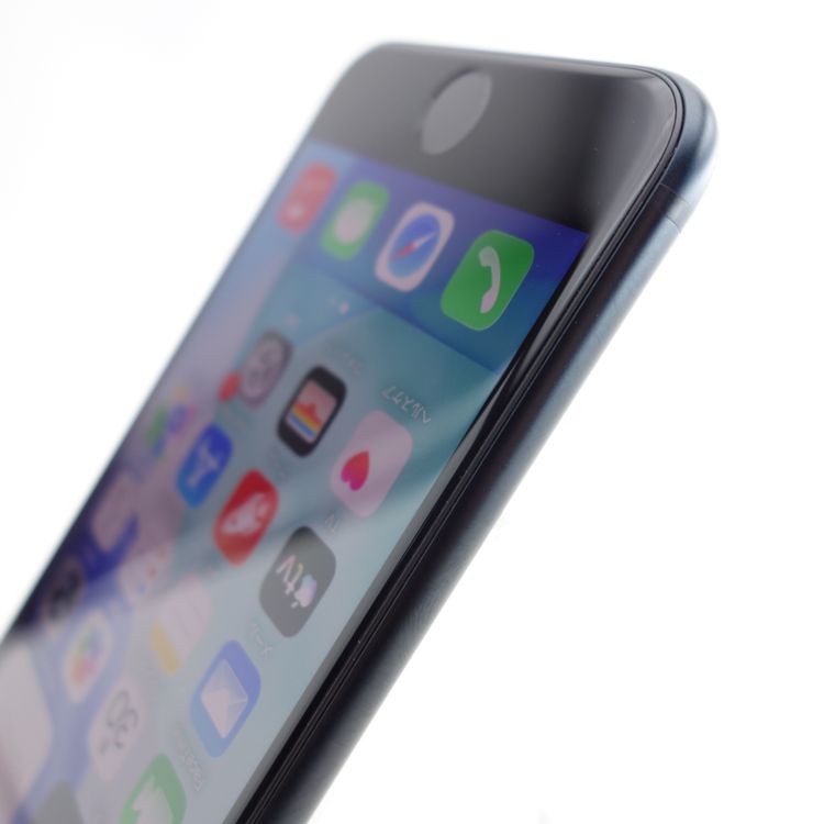 ��SIM�ե꡼��iPhoneSE3 64GB �ߥåɥʥ��� ����97�� �������¡�