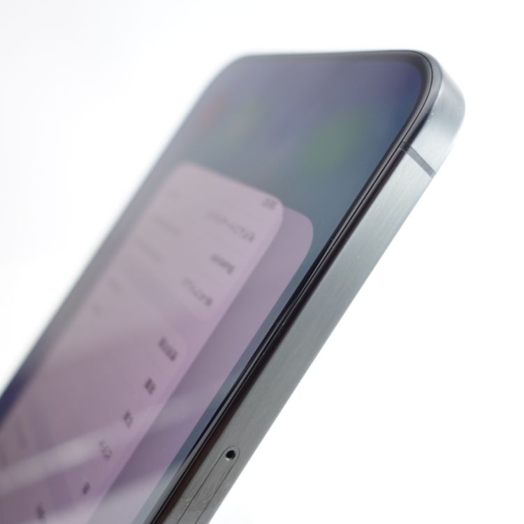 ��SIM�ե꡼��iPhone15 Pro Max 256GB �֥�å������˥��� ����89��