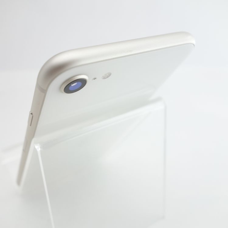 ��SIM�ե꡼��iPhoneSE3 64GB �������饤�� ����86�� �������¡�