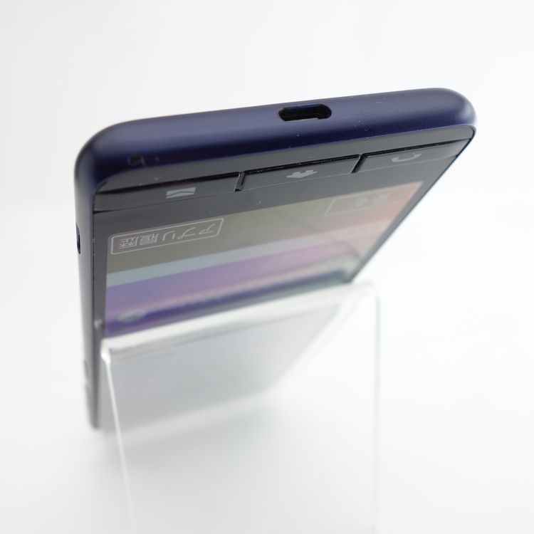 ��SIM�ե꡼��BASIO 4 KYV47 �������֥롼 �������¡� au��