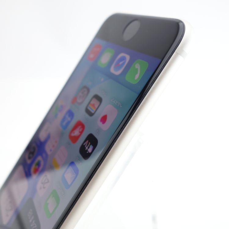 ��SIM�ե꡼��iPhoneSE3 128GB �������饤�� ����82�� �������¡�
