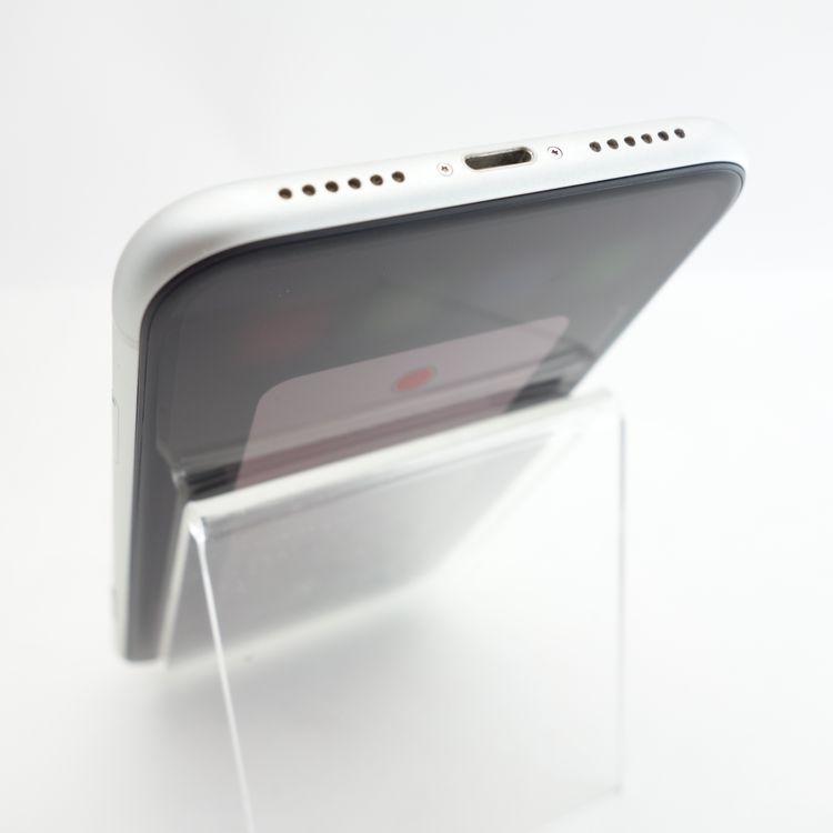 ��SIM�ե꡼��iPhoneXR 64GB �ۥ磻�� ����92�� �������¡�