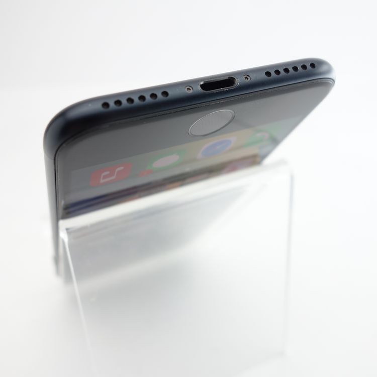 ��SIM�ե꡼��iPhoneSE3 128GB �ߥåɥʥ��� ����87�� �������¡�