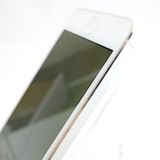 ��au��iPhone5 16GB �ۥ磻�� ����80�� �������¡� VoLTE���б����� ������