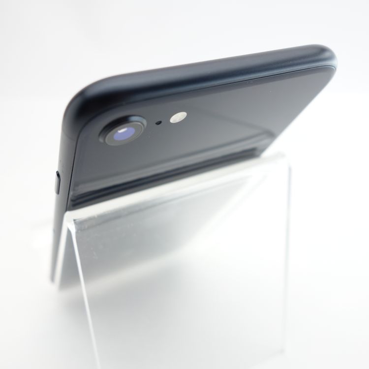 ��SIM�ե꡼��iPhoneSE3 64GB �ߥåɥʥ��� ����82�� �������¡�