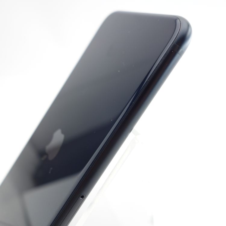 ��SIM�ե꡼��iPhoneSE3 64GB �ߥåɥʥ��� ����88�� �������¡�