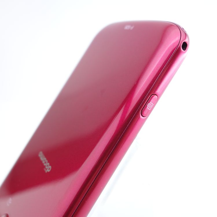 【SIMフリー】らくらくスマートフォン F-52B ピンク 利用制限〇 docomo版