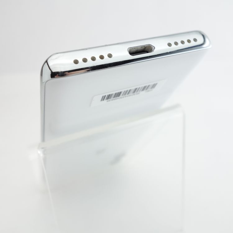 ��SIM�ե꡼��Rakuten Hand P710 �ۥ磻�� �������¡� ������