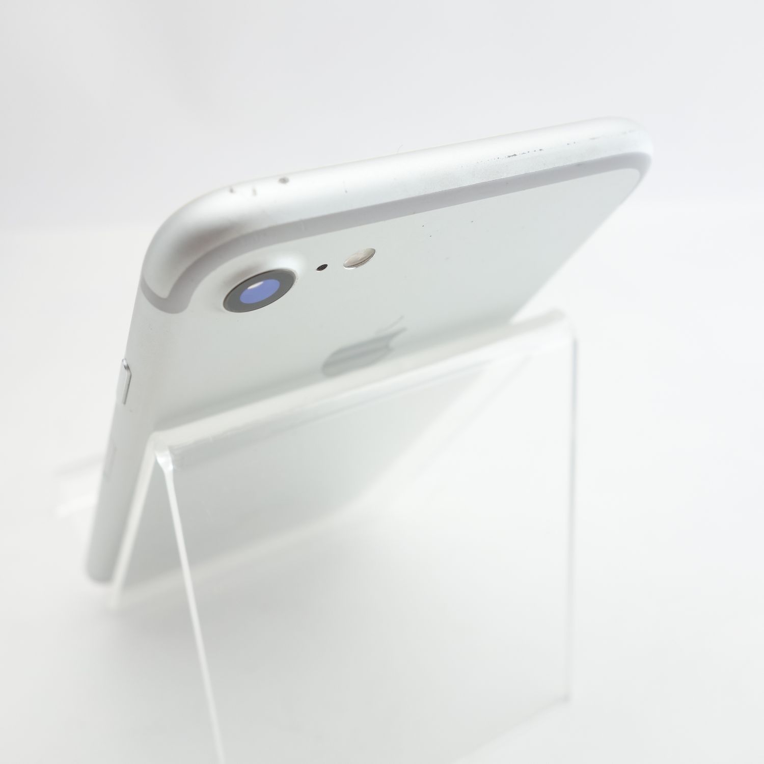 ムスビー｜【SIMフリー】iPhone7 128GB シルバー 電池100％ 利用制限〇 