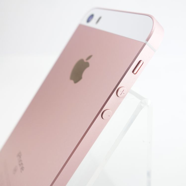 ��SIM�ե꡼��iPhoneSE 32GB ������������� ����86�� �������¡�