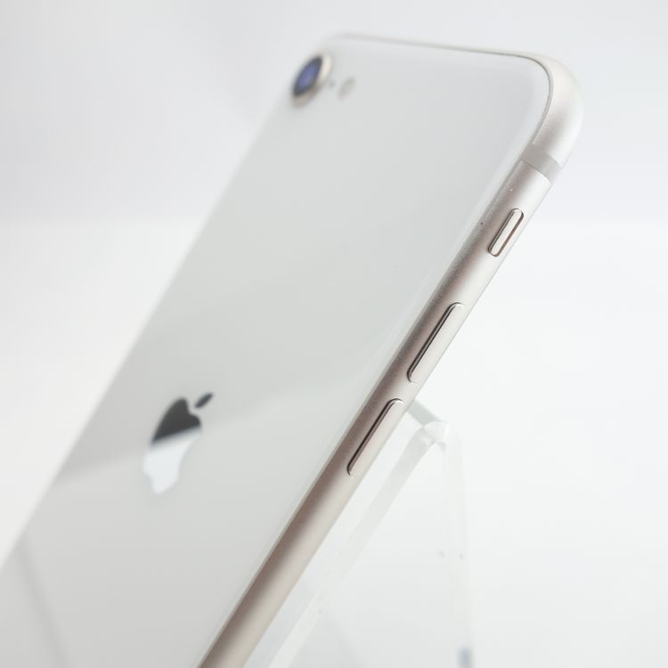 ��SIM�ե꡼��iPhoneSE3 64GB �������饤�� ����92�� �������¡�