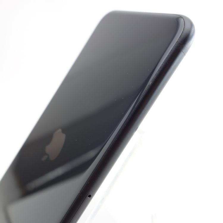 ��SIM�ե꡼��iPhoneSE2 64GB �֥�å� ����98�� �������¡�