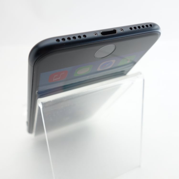 ��SIM�ե꡼��iPhoneSE3 64GB �ߥåɥʥ��� ����96�� �������¡�