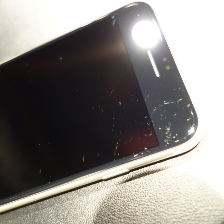 SIMե꡼iPhoneSE3 64GB 饤 93 ¡