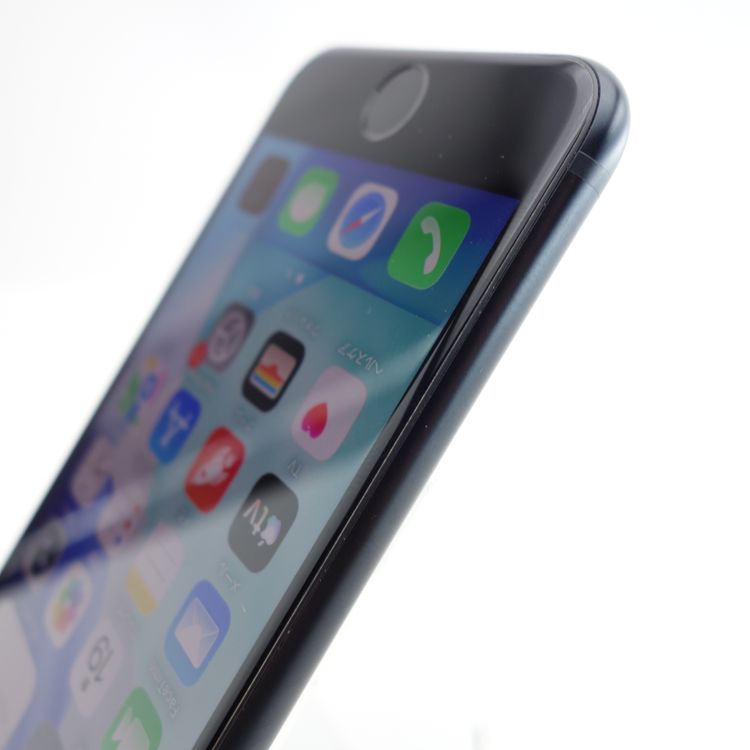 ��SIM�ե꡼��iPhoneSE3 64GB �ߥåɥʥ��� ����100�� �������¡�