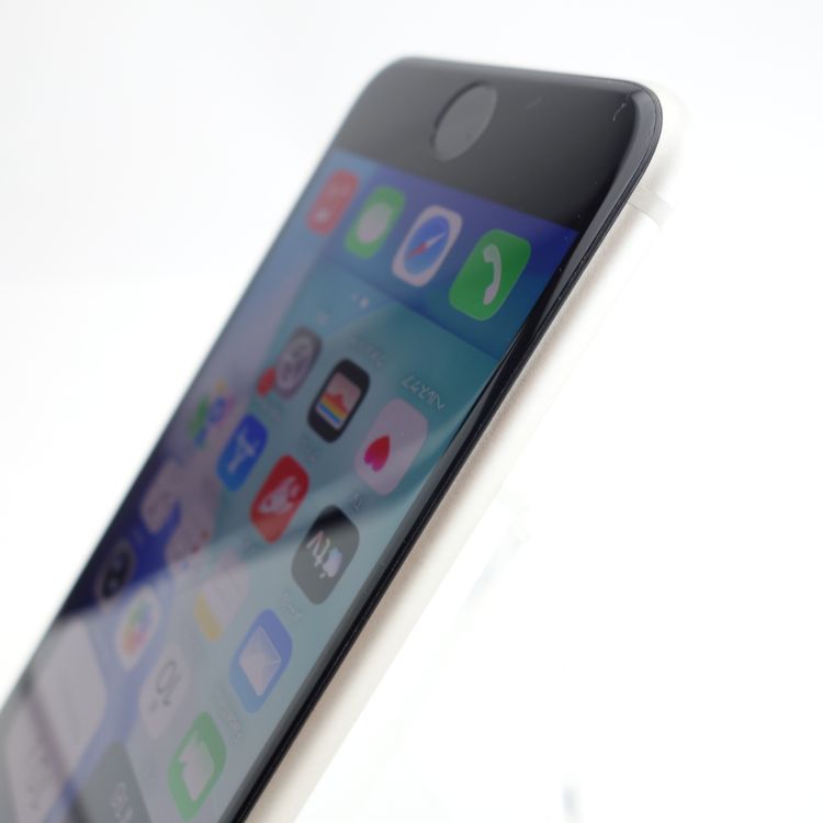 ��SIM�ե꡼��iPhoneSE3 64GB �������饤�� ����86�� �������¡�