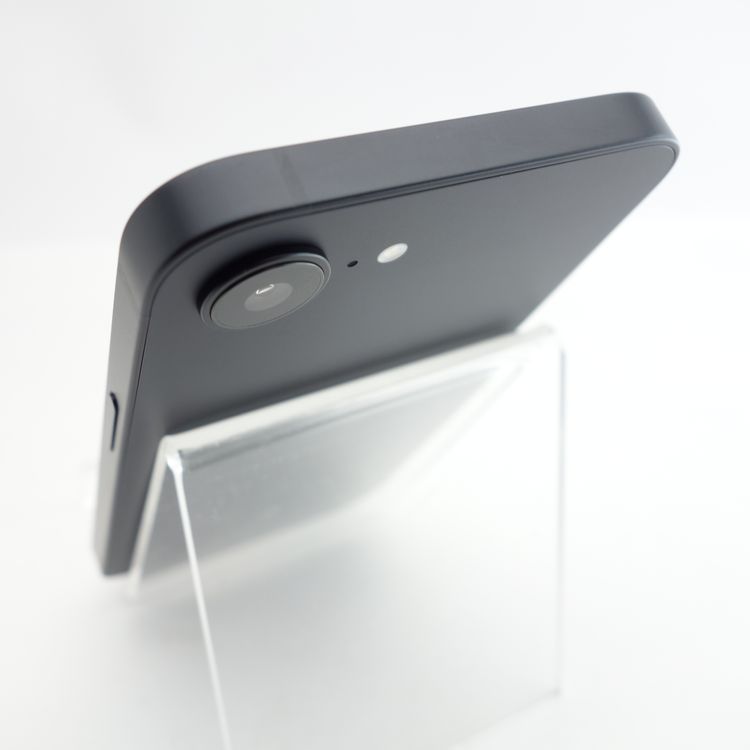 ��SIM�ե꡼��iPhone16e 128GB �֥�å� ����100�� �������¡�