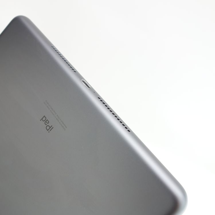 ��10.2�������iPad ��7���� 128GB ���ڡ������쥤 ����94�� Wi-Fi��ǥ�