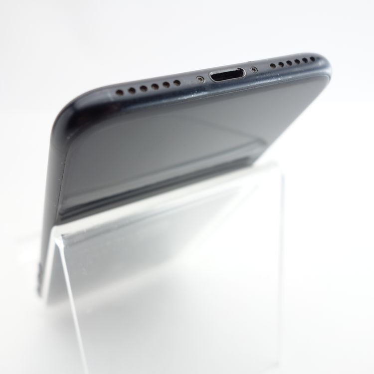 ��SIM�ե꡼��iPhoneSE2 64GB �֥�å� ����91�� �������¡�