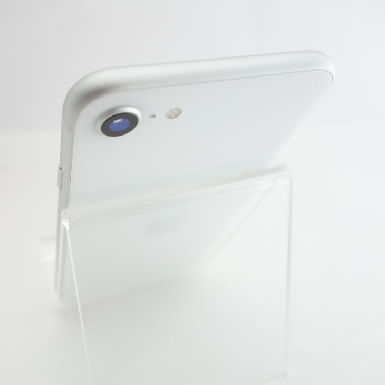 ��SIM�ե꡼��iPhoneSE2 128GB �ۥ磻�� ����95�� �������¡�