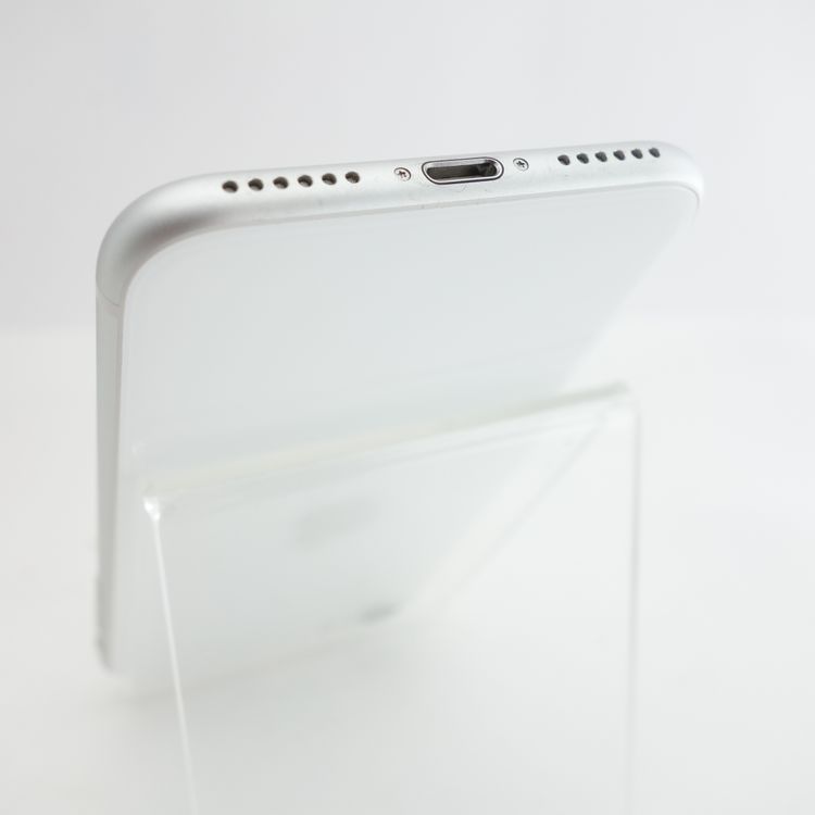 SIMե꡼iPhoneSE2 128GB ۥ磻 89 ¡