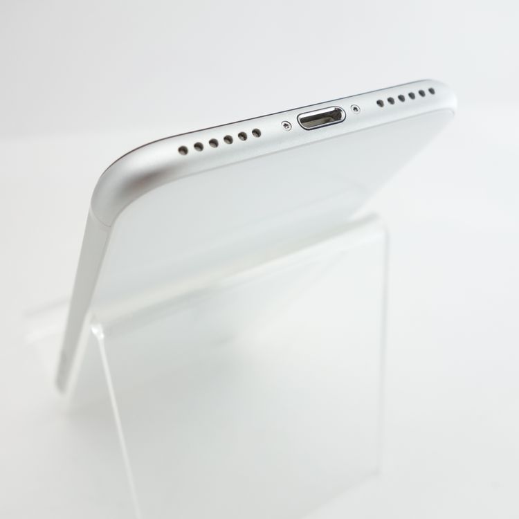 ��UQmobile��iPhoneSE2 64GB �ۥ磻�� ����85�� ���������ݾ�