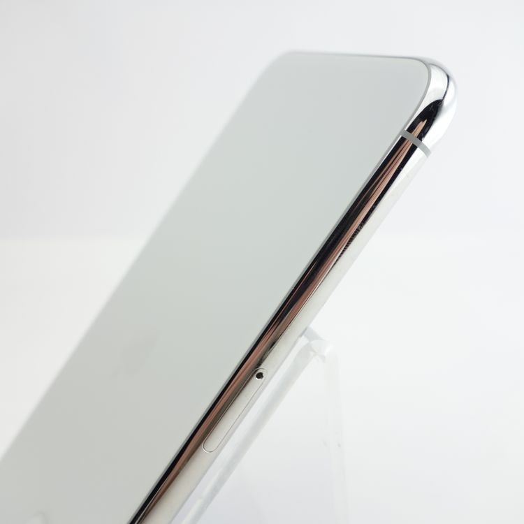 ��SIM�ե꡼��iPhone11Pro 256GB ����С� ����95�� �������¡�