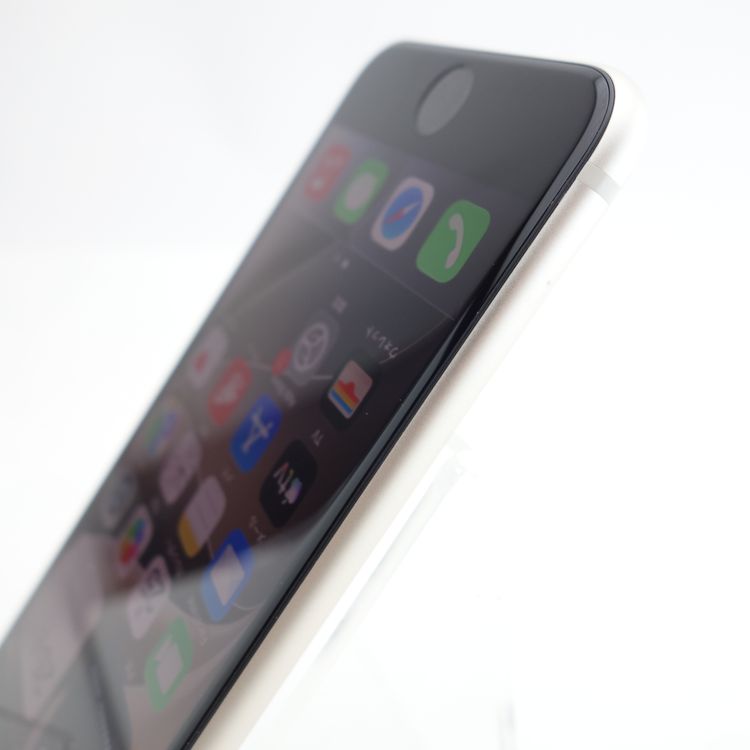 ��SIM�ե꡼��iPhoneSE3 64GB �������饤�� ����100�� �������¡�