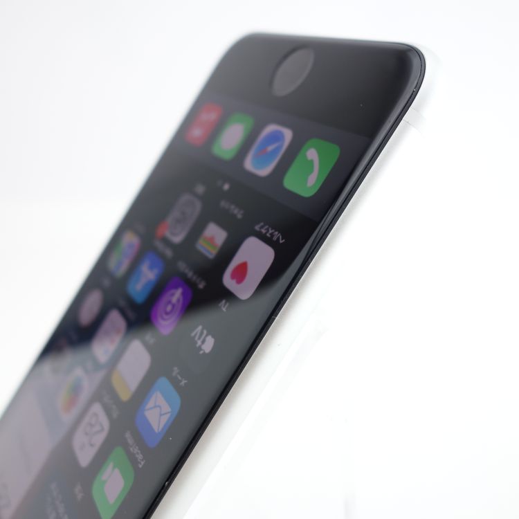 ��SIM�ե꡼��iPhoneSE2 64GB �ۥ磻�� ����100�� �������¡�