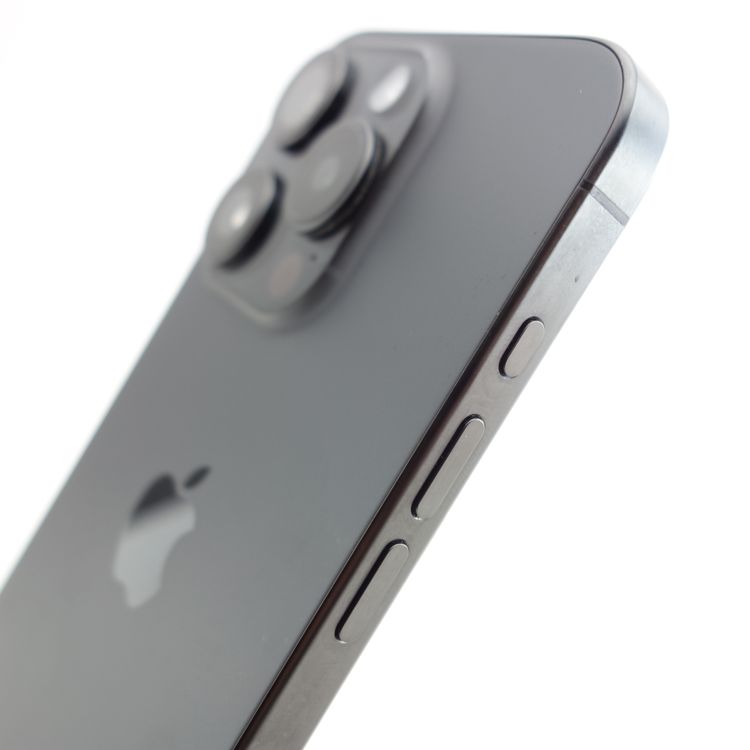 ��SIM�ե꡼��iPhone15 Pro 256GB �֥�å������˥��� ����85��
