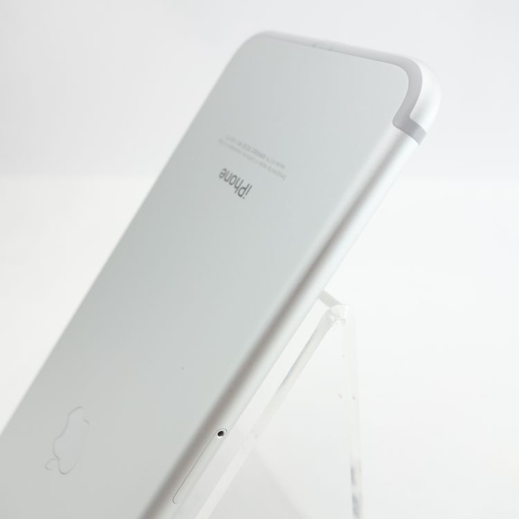 ��SIM�ե꡼��iPhone7 32GB ����С� ����100�� �������¡�
