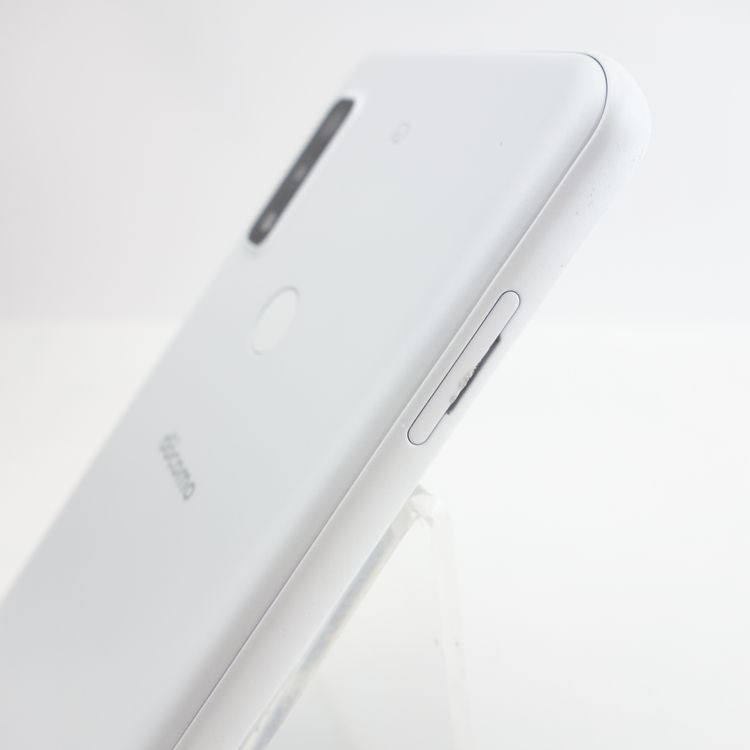��SIM�ե꡼��arrows We F-51B �ۥ磻�� �������¡� docomo��