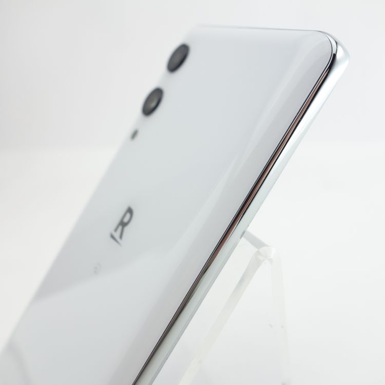 ��SIM�ե꡼��Rakuten Hand P710 �ۥ磻�� �������¡� ������