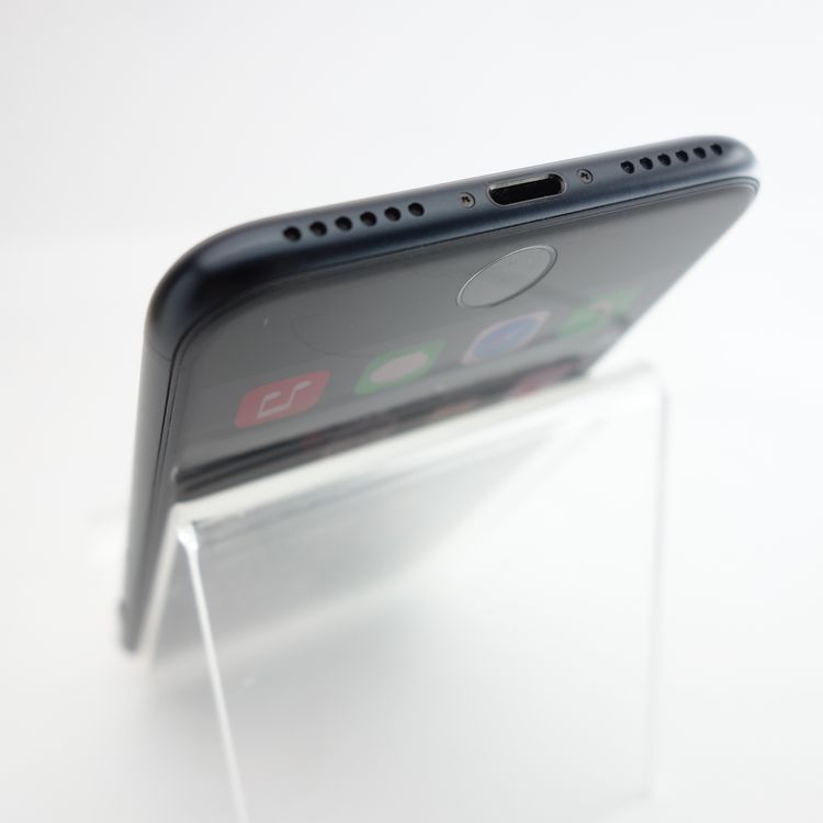 ��SIM�ե꡼��iPhoneSE3 64GB �ߥåɥʥ��� ����97�� �������¡�