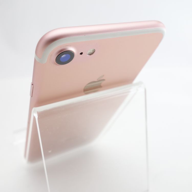 ��SIM�ե꡼��iPhone7 32GB ������������� ����84�� �������¡�
