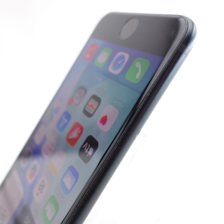 ��SIM�ե꡼��iPhoneSE3 64GB �ߥåɥʥ��� ����89�� �������¡�
