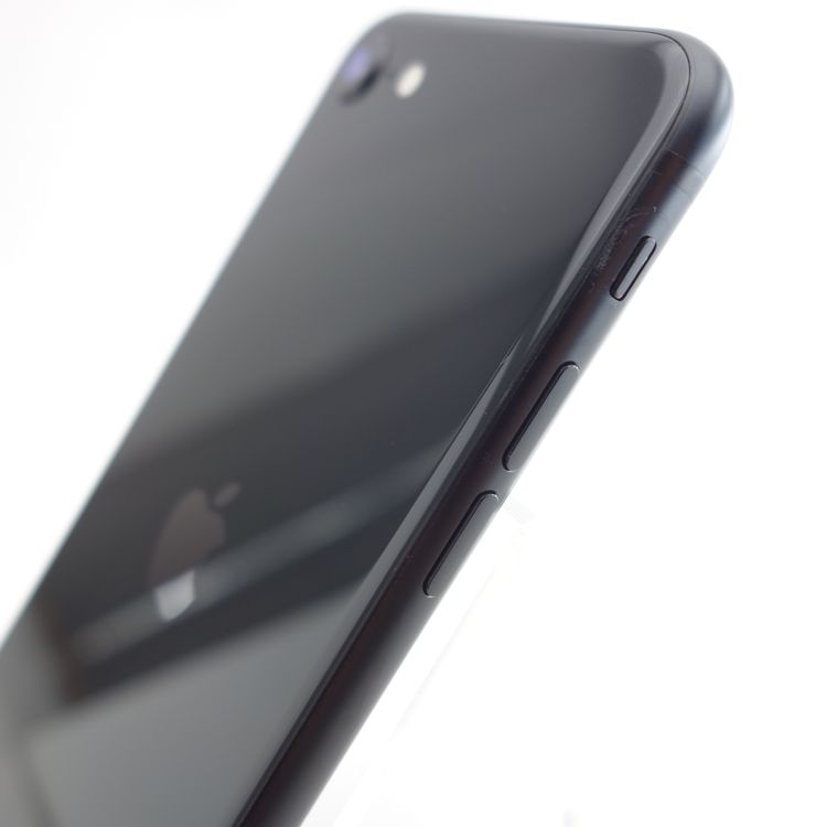 ��SIM�ե꡼��iPhoneSE2 64GB �֥�å� ����97�� �������¡�