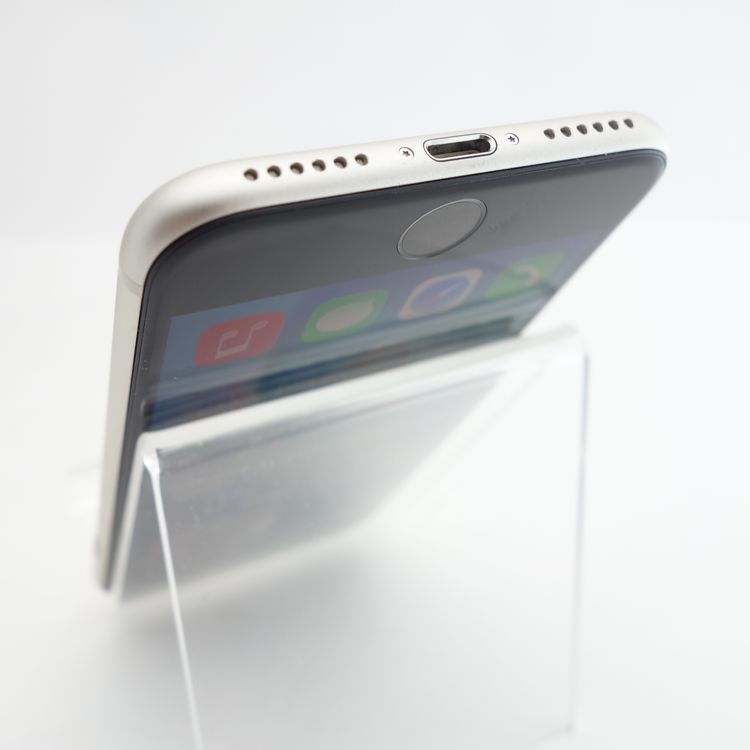 ��SIM�ե꡼��iPhoneSE3 64GB �������饤�� ����88�� �������¡�