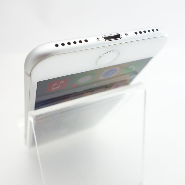 ��SIM�ե꡼��iPhone8 64GB ����С� ����100�� �������¡�