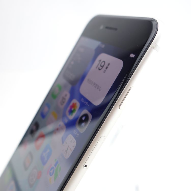 ��SIM�ե꡼��iPhoneSE3 64GB �������饤�� ����90�� �������¡�