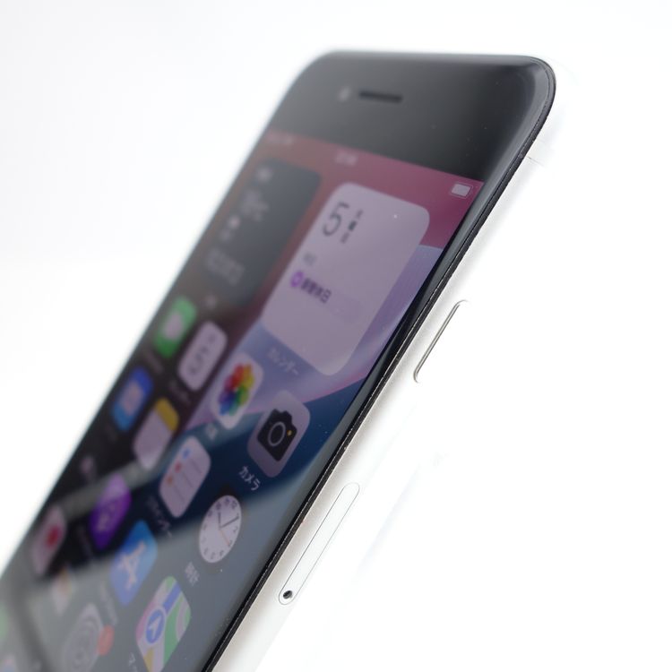 ��SIM�ե꡼��iPhoneSE2 64GB �ۥ磻�� ����82�� �������¡�