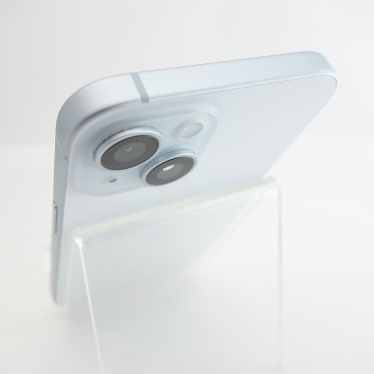 ��SIM�ե꡼��iPhone15 128GB �֥롼 ����86% �������¡�