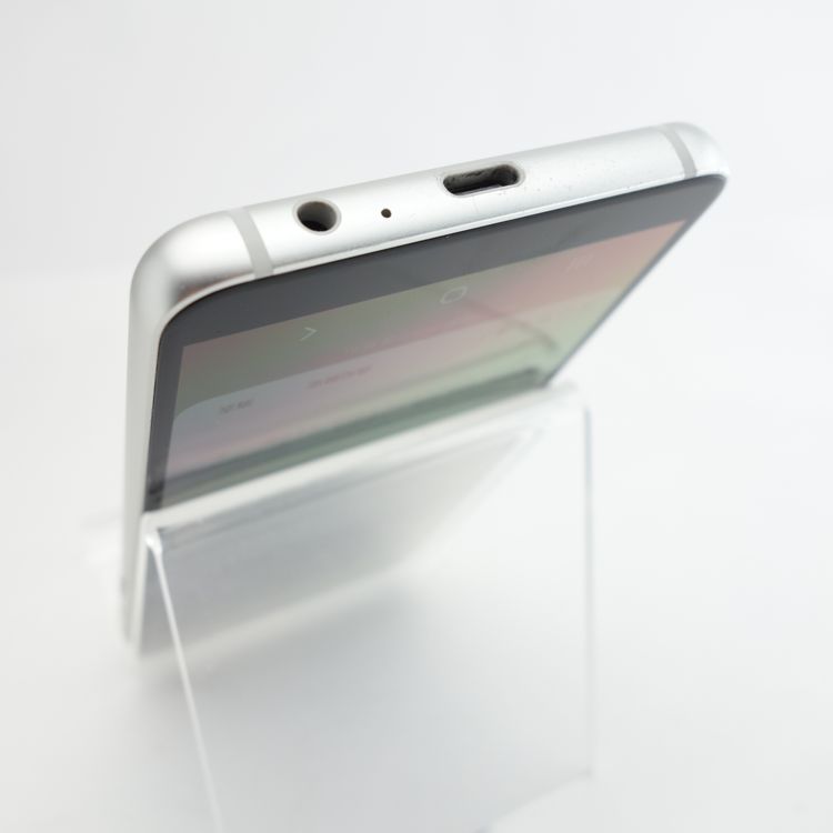 ��SIM�ե꡼��Galaxy Feel2 SC-02L �ե����ȥۥ磻�� �������¡�