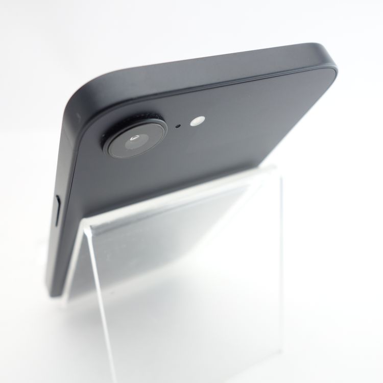 ��SIM�ե꡼��iPhone16e 128GB �֥�å� ����100�� �������¡�