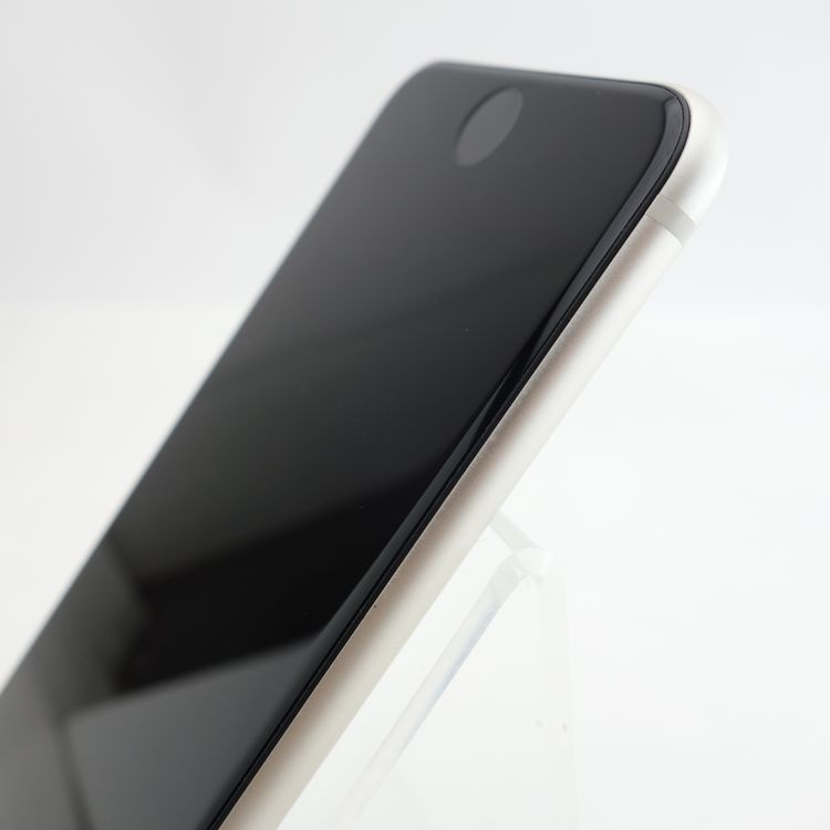 ��SIM�ե꡼��iPhoneSE3 64GB �������饤�� ����90�� �������¡�